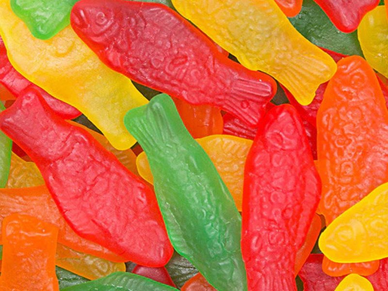 Classic soft candy, unique flavor! Swedish Fish, soft and chewy, with rich fruity flavor, suitable for all ages!